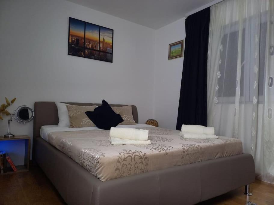 2Br Airport Accommodation W/Free Private Parking Ledine Екстер'єр фото